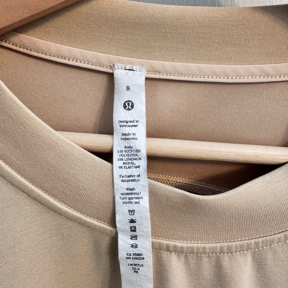 Lululemon Perfectly Oversized Cropped Crew *Softstreme - Picture 2 of 3